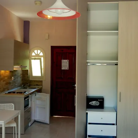 Helena Apartamento Kávos