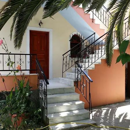 Helena Apartment